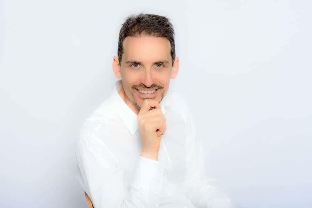 Foto Roberto Augusto Escritor de éxito