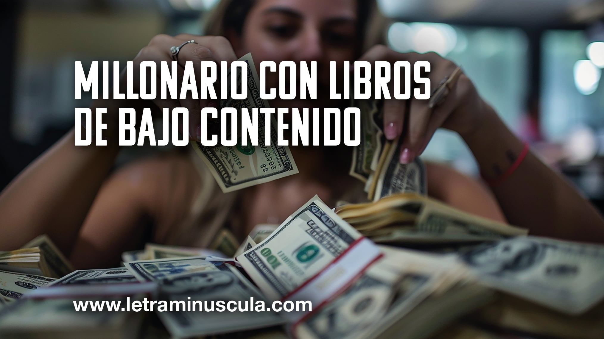 Millonario con libros de bajo contenido_MINIATURA